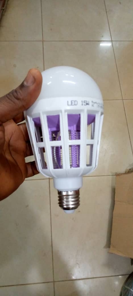 Lampe anti moustique - Cogeni Cameroun
